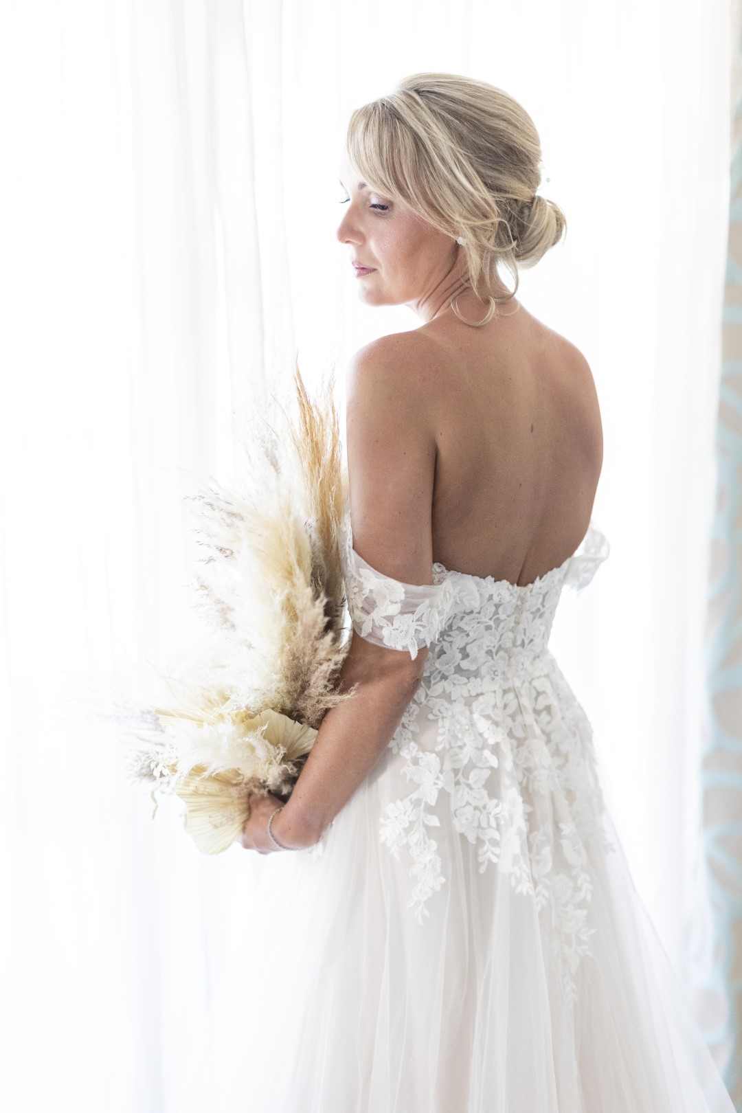 Book your wedding day in Blue Lagoon Palace 